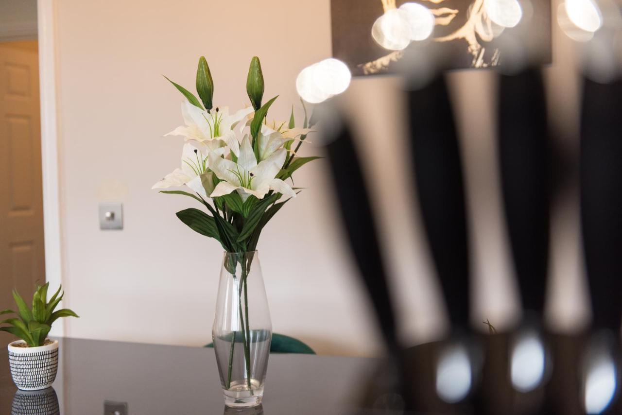 Immaculate 3 Bed House - Stunning Balcony Views Apartment Matlock  Ngoại thất bức ảnh
